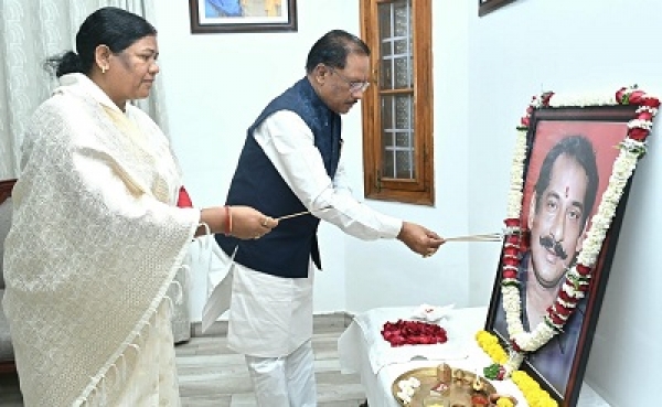 मुख्यमंत्री साय ने स्वर्गीय  दिलीप सिंह जूदेव की जयंती पर उन्हें किया नमन
