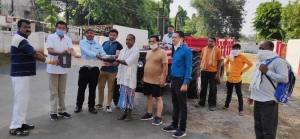 ‘रघुराम‘ के सपनों को मिली ट्रेक्टर से उड़ान :  विधायक एवं कलेक्टर ने किसान को दी उसके सपनों की चाबी