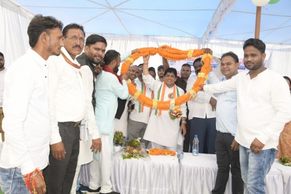 विद्यार्थियों का बेहतर भविष्य बनाने में शिक्षकों का अहम योगदान- मंत्री डॉ. डहरिया