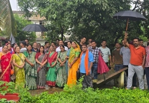 श्यामा प्रसाद मुखर्जी की जन्म जयंती के अवसर पर पटरीपार में:हरित शहर: धरती का हरित श्रृंगार करने जुटे महापौर सहित जनप्रतिनिधि