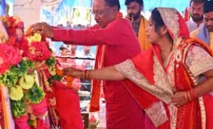 मुख्यमंत्री विष्णुदेव साय जशपुर जिले के टाटीडांड में सनातन समाज के अनुष्ठान में हुए शामिल, प्रदेशवासियों को दी होली की शुभकामनाएँ