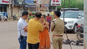 बड़ी खबर : भगवान  के दर्शन करवाने के नाम से हुई महिला के साथ ठगी - जांच में जुटी साइबर सेल ,मोहन नगर व सीएसपी की टीम