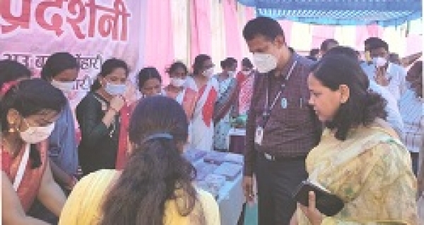 किशोरियों ने साइकिल रैली निकालकर दिया सुपोषण का संदेश